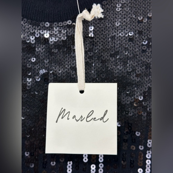 MARLED Black Mock Turtleneck Sleeveless Sweater Black Sequins on Front  … - Picture 4 of 7